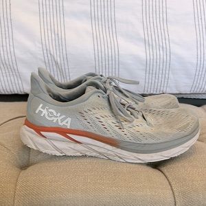 HOKA Womens Clifton 8